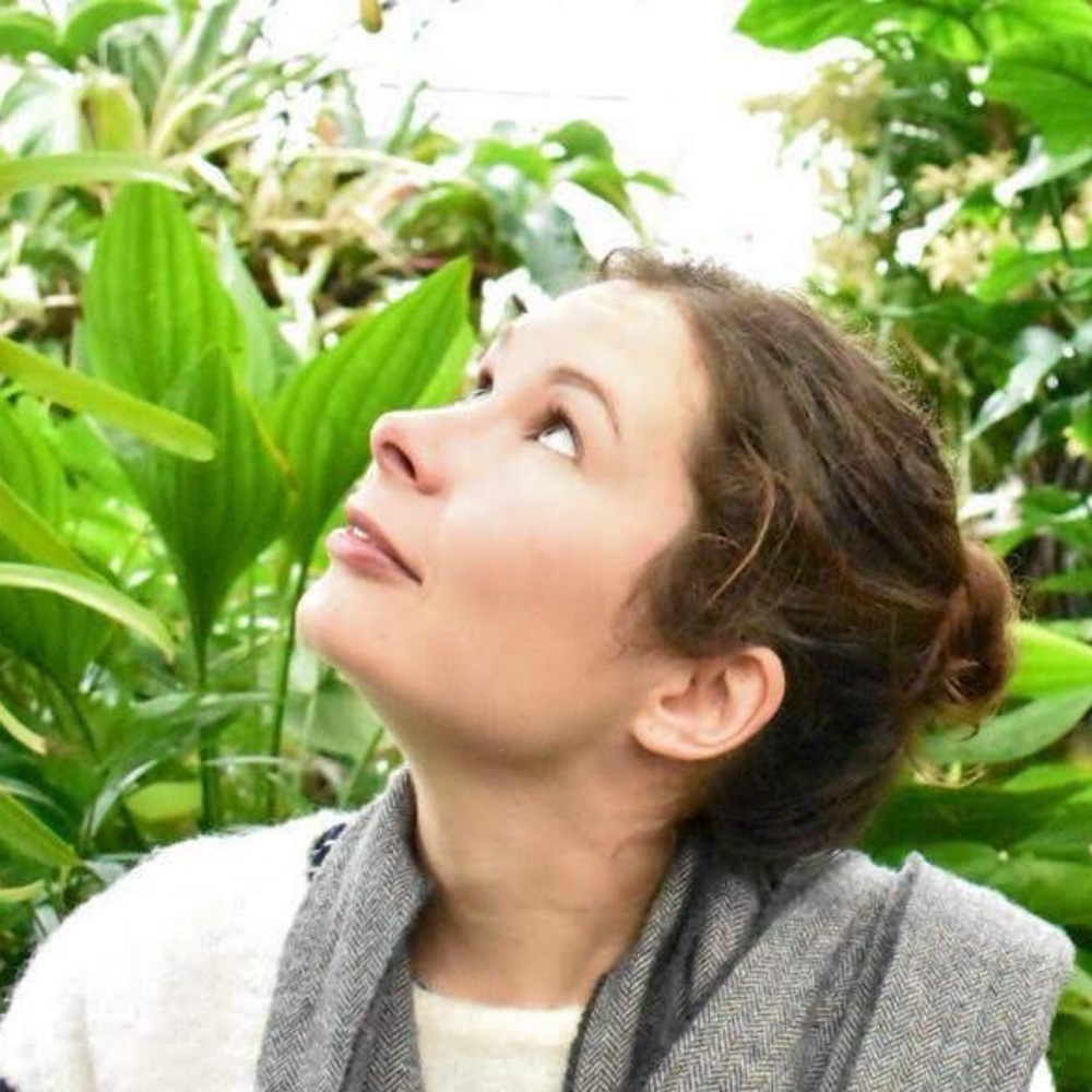 Meet your Posher, Lina